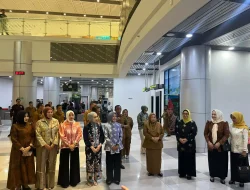 Ketua IKD DPRD Sulteng Sambut Kedatangan Sri Suparni Bahlil, Gubernur dan Wagub Turut Hadir
